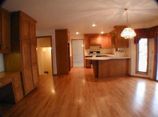 3114 W Crusade Ln, Green Bay, WI 54313