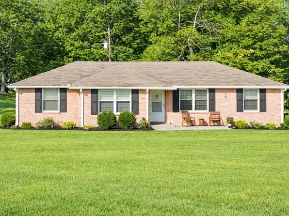 1621 Triangle Rd, Ashland City, TN 37015