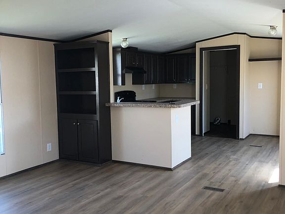 3rd image of 1111 W Sabine St #19A