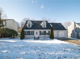 26 Westport Dr, Waterbury, CT 06706