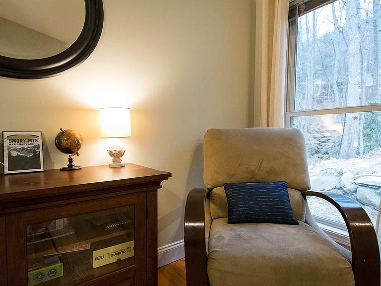 Reading Area