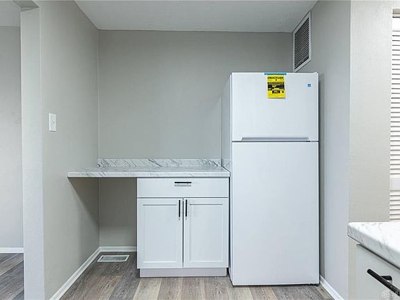 5th image of 2710 Lehigh Pl