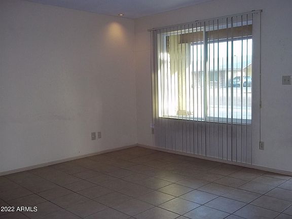 4th image of 1426 W Oraibi Dr