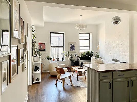 2nd image of 200 Bowery APT 3C