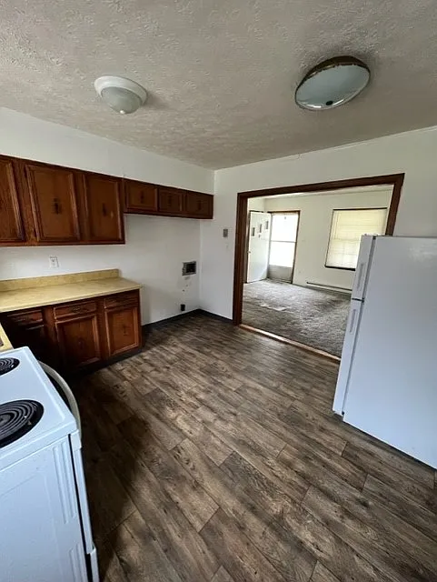 218 South College Avenue - 2 — Photo 4