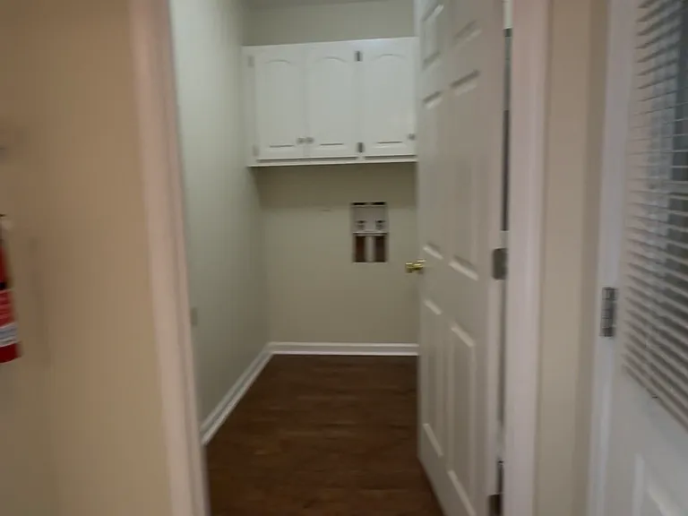 1129 Bartlett Dr — Photo 4