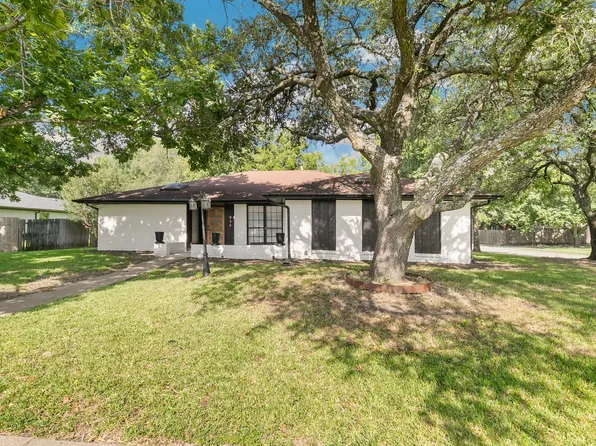 830 Bordner Dr, Lancaster, TX 75146