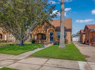 4020 Avenue S, Galveston, TX 77550