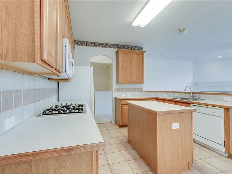 4440 Waskom Dr — Photo 12