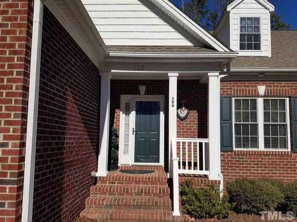 304 Montford Dr, Roxboro, NC 27573