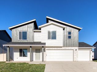 7414 E Dripping Springs Dr, Nampa, ID 83687
