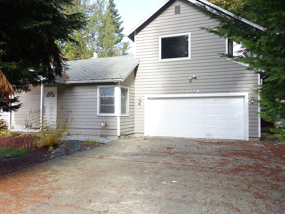 1st image of 13218 NE 70th St