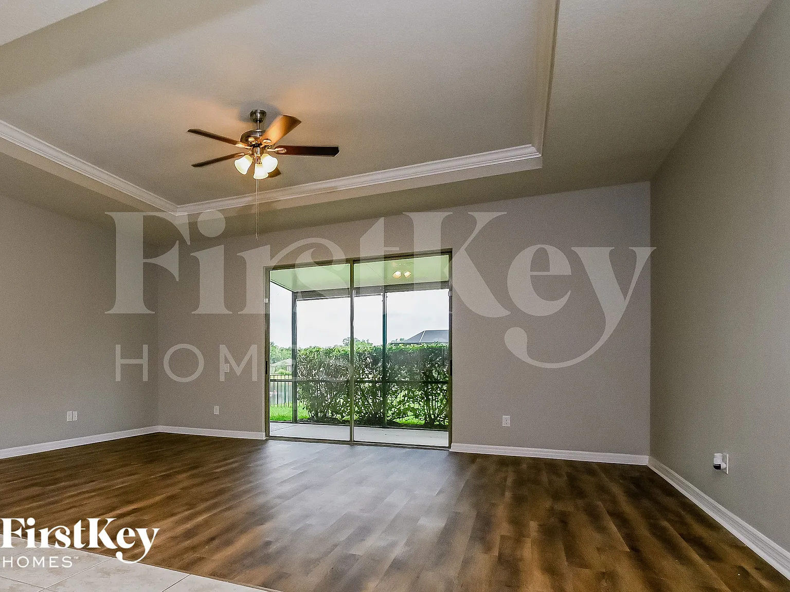 3 bed, 2.0 bath, 2144 sqft, $2,570 — Photo 3