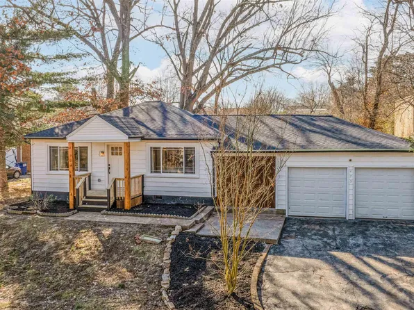 475 College Ave, Paducah, KY 42001