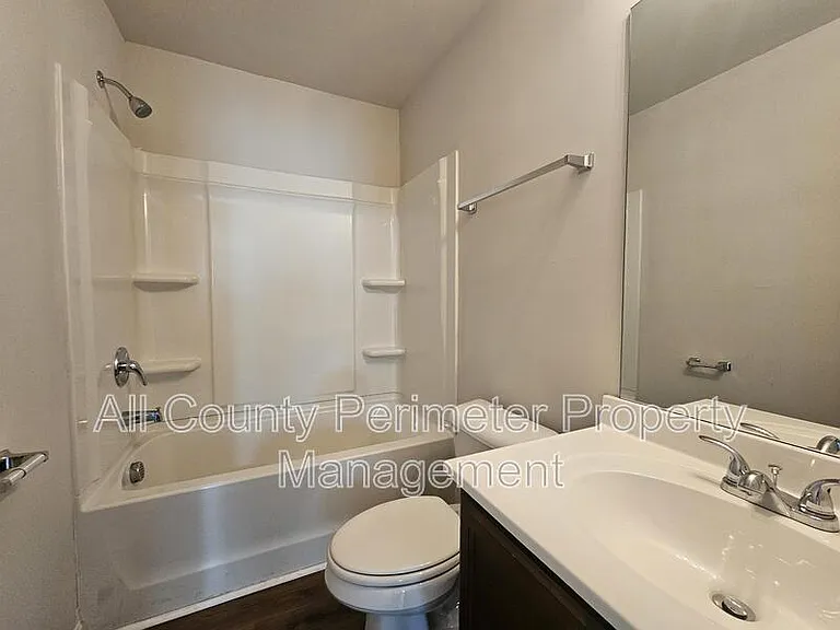 316 Freeman Cir — Photo 10