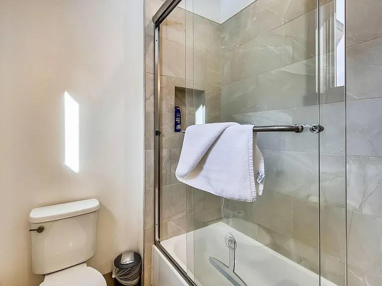 10137 Corrie Ct — Photo 31