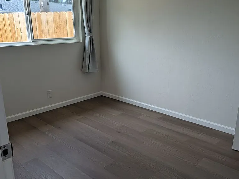 20913 Royal Ave — Photo 5