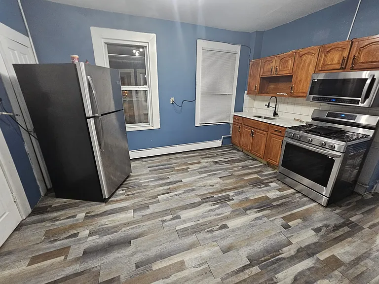 359 Avon Ave #2 — Photo 13