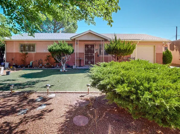 1712 55th St NW, Albuquerque, NM 87105