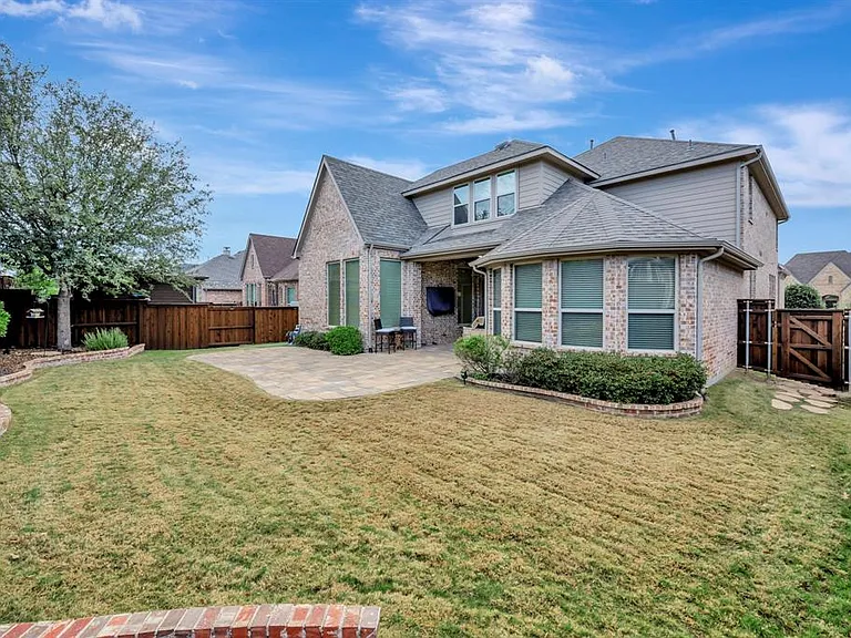 4600 Crossvine Dr — Photo 9