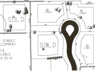 401 Easy St, Harbor Springs, MI 49740