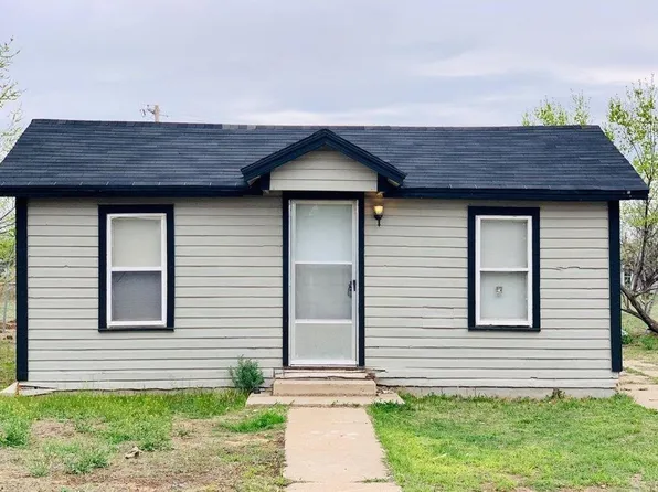 1304 Joliet St, Plainview, TX 79072