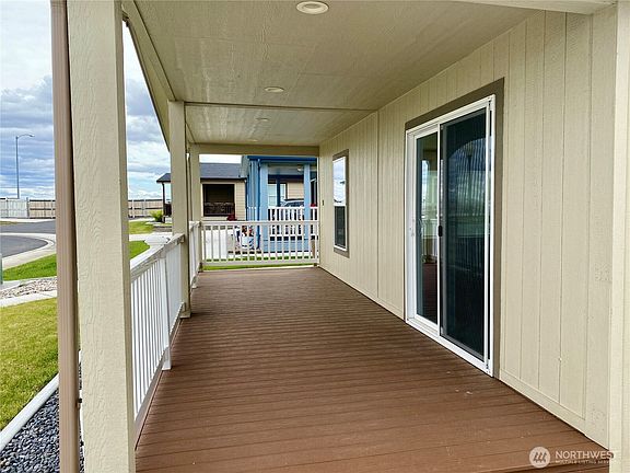 4th image of 1701 E Burr Avenue Ct #51
