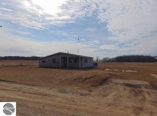 9675 W Tyler Rd, Sumner, MI 48889