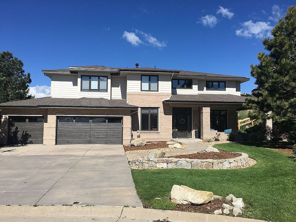 1st image of 931 Shady Oak Ln
