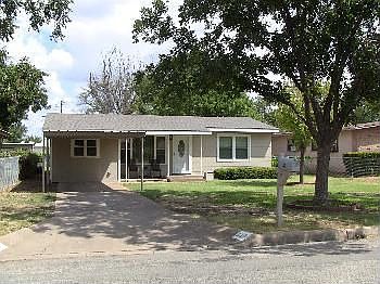 1st image of 330 River Oaks St
