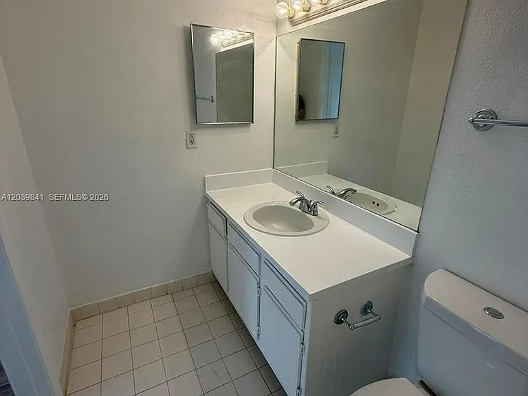 2550 SW 18th Ter #1807 — Photo 11