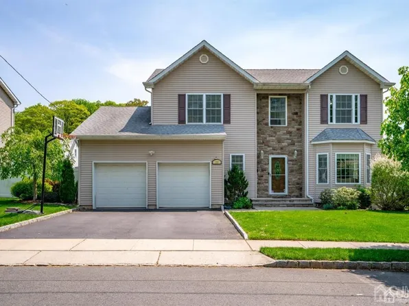 160 McKinley Ave, Colonia, NJ 07067