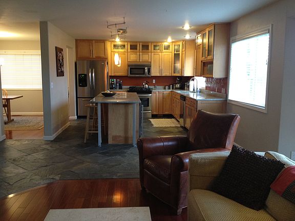 Chefs Kitchen - Perfect for Entertaining!