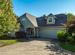 10165 Glen Eagle Ln, Twinsburg, OH 44087