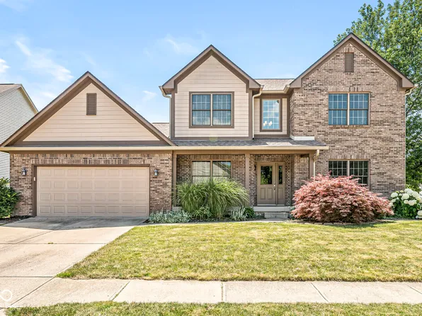 13486 Versailles Dr, Carmel, IN 46032