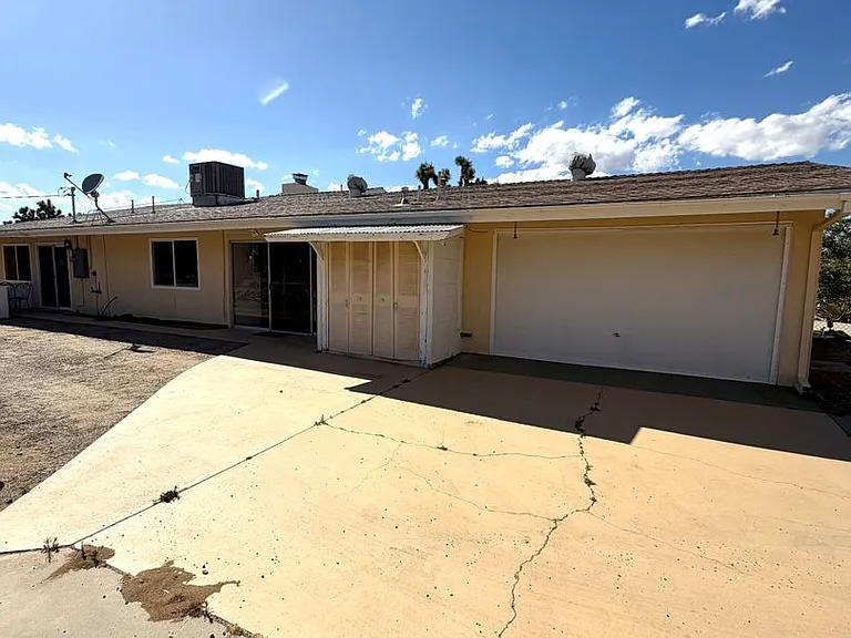 56615 Bonanza Dr — Photo 32