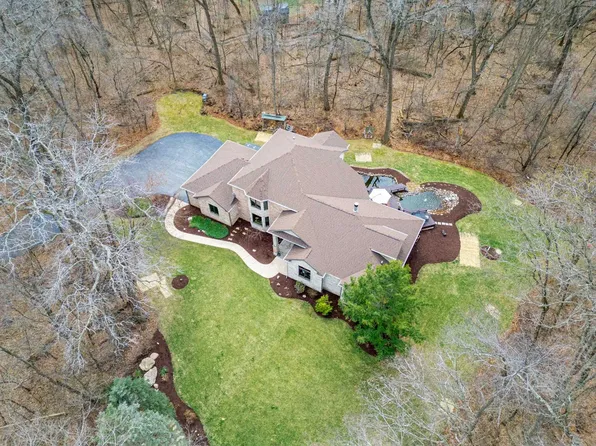 8133 Renee Dr, South Beloit, IL 61080