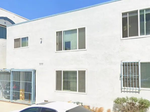 Navy Street Apartments