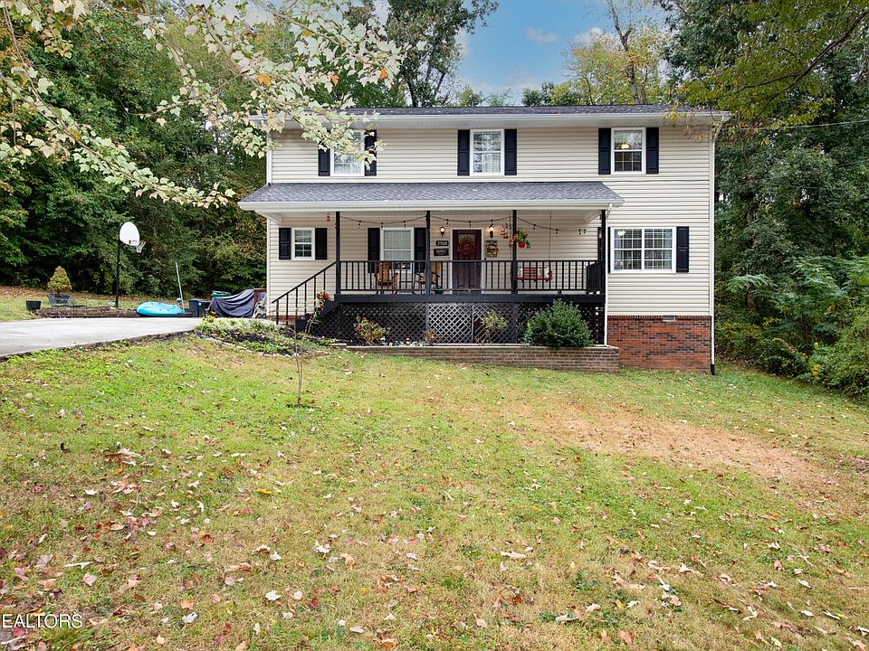 1st image of 3908 Hillbrook Dr