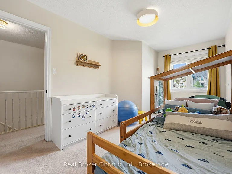 165 Margaret Dr — Photo 26
