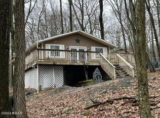 112 Keystone Ct, Dingmans Ferry, PA 18328