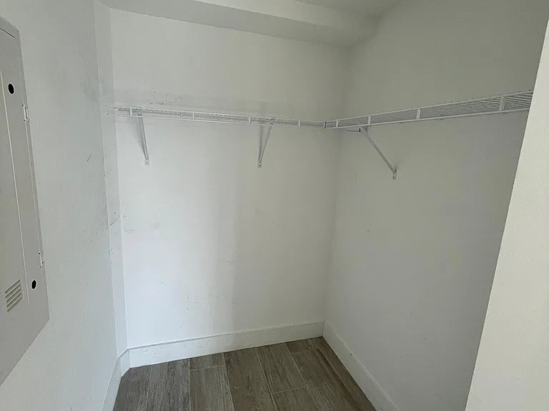 101 NE 34th St #1701 — Photo 10