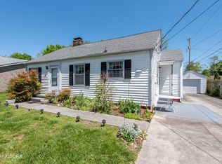 200 Boxwood Ave, Alcoa, TN 37701