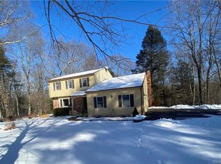 71 Charles Ln, Mansfield, CT 06268