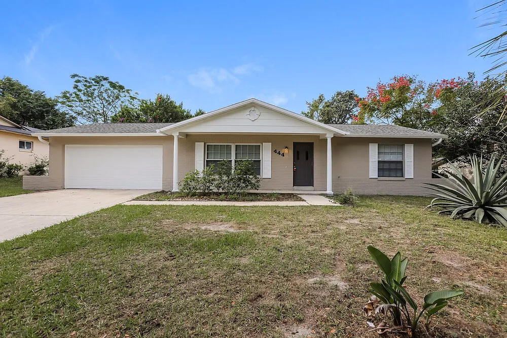 3 bed, 2.0 bath, 1528 sqft, $2,575 — Photo 1