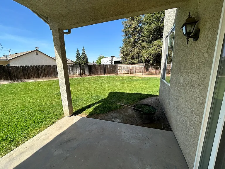 3716 E Vassar Ct — Photo 24