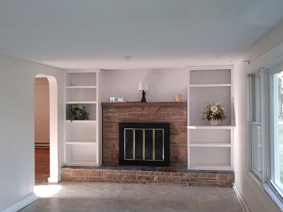 2nd image of 619 Spartan Ave
