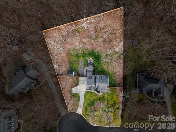 3rd image of 16014 Virginia Lee Ct