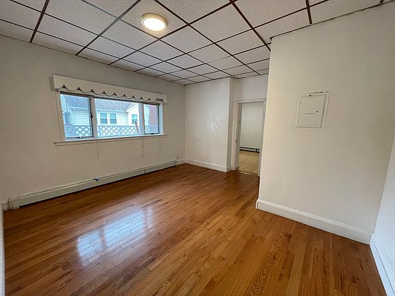 2nd image of 72 Glenwood St #1