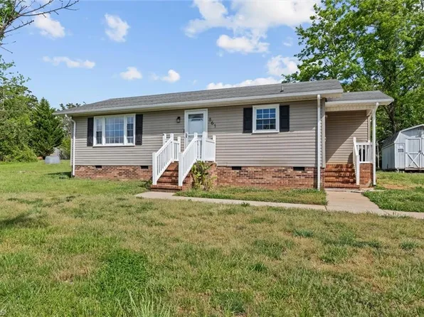 861 Creed Rd, Ararat, NC 27007